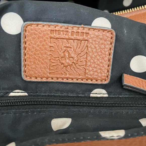 Ann Klein women’s brown purse with gold accents a lot of compliments - Picture 4 of 6